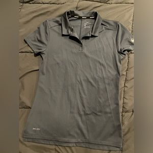 Excellent condition, Nike dri-fit golf shirt. Women’s size small